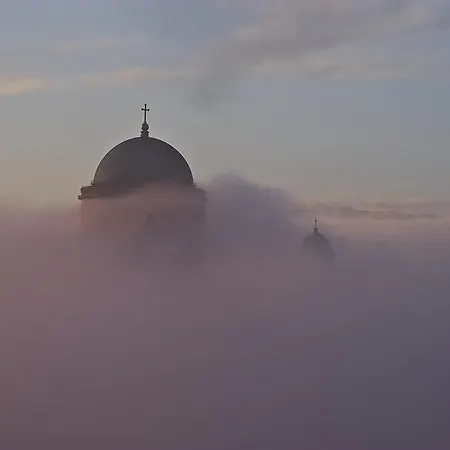 Amadeus Vendeghaz 3* Ostřihom