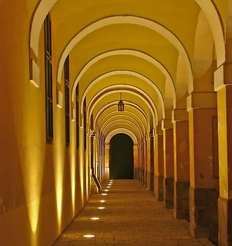 Amadeus Vendeghaz Esztergom