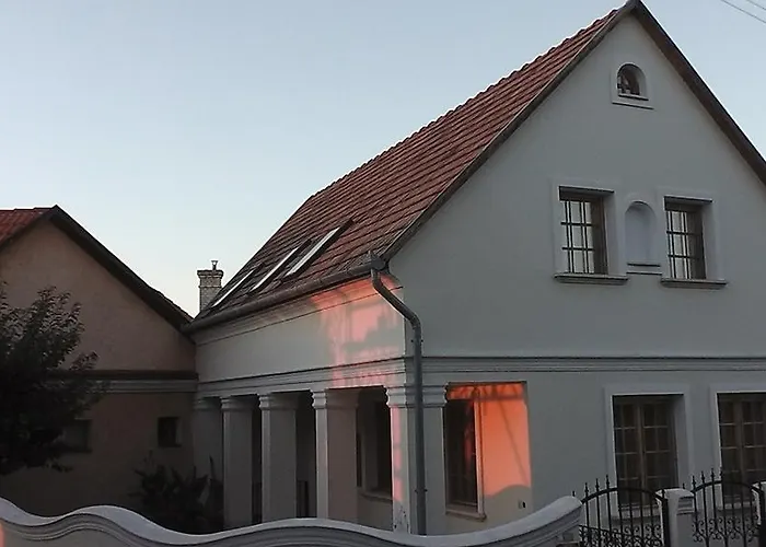 Amadeus Vendeghaz Guest house