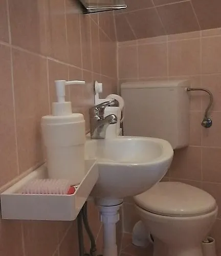 Amadeus Vendeghaz Esztergom